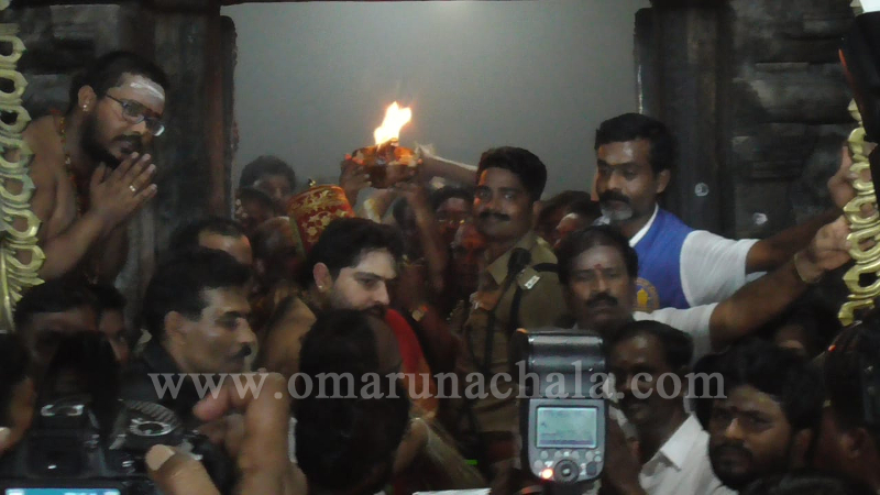 Karthigai Deepam Festival 2019 - Day 10: Bharani Deepam lit up