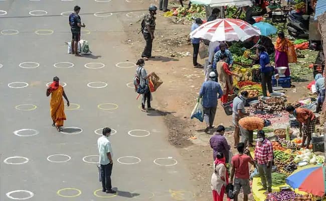 தமிழ்நாட்டில் தளர்வுகளுடன் கூடிய ஊரடங்கு மேலும் ஒரு வாரத்திற்கு நீட்டிப்பு!