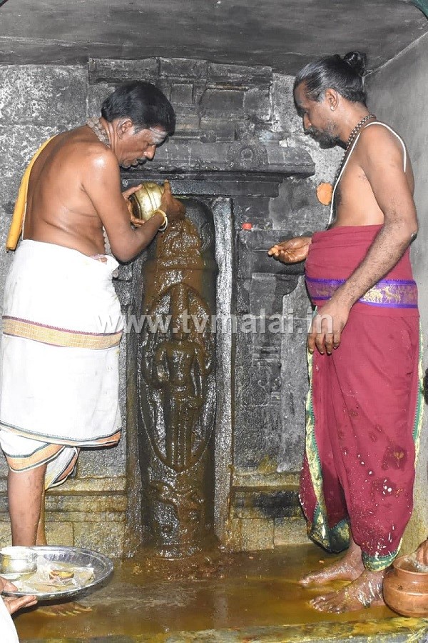 Mahasivarathri 2022: Teeming Devotees have Darshan of Lord Sri Arunachaleswarar throughout the night!