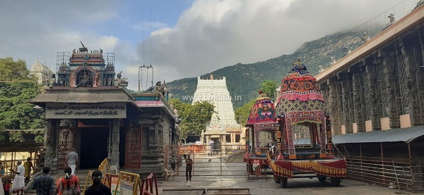 Lord Arunchaleswarar Temple at Thiruvannamalai – Interviews for Archakar Trainees!