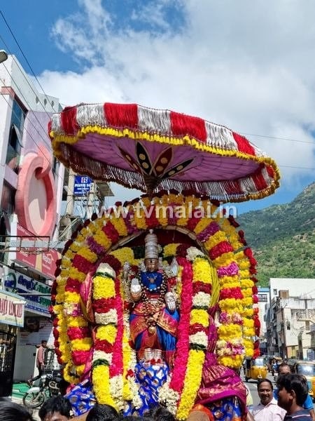 அருள்மிகு அண்ணாமலையார் திருக்கோயிலில் ஆடிப்பூரம் ஐந்தாம் நாள் உற்சவம்!