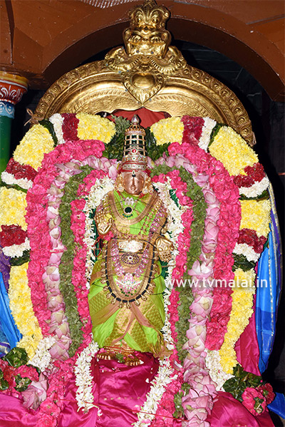 ஆடி பூரம் 10ம் நாள்: சிவகங்கை தீர்த்தத்தில் அருள்மிகு பராசக்தி அம்மன் தீர்த்தவாரி!