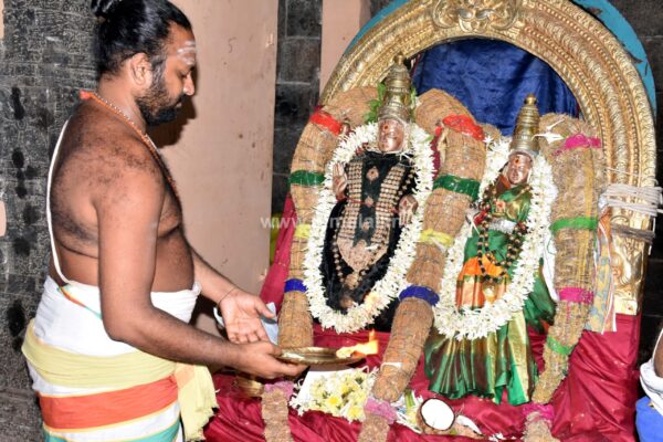 திருவண்ணாமலை அண்ணாமலையார் திருக்கோயிலில் மாதப்பிறப்பு மண்டபம் எழுந்தருளல்!