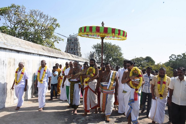 கீழ்பென்னாத்தூர் அடுத்த சோமாசிப்பாடி அருள்மிகு பாலசுப்ரமணியர் திருக்கோவிலில் நேற்று மகா கும்பாபிஷேகம் நடைபெற்றது!