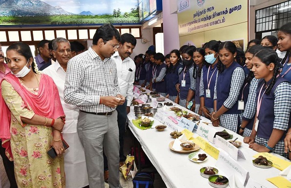 திருவண்ணாமலை மாவட்ட ஆட்சியர் அலுவலக வளாகத்தில் சர்வதேச சிறுதானிய விழிப்புணர்வு நிகழ்ச்சி!