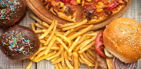 Say goodbye to junk food cravings by following these tips without fail!!