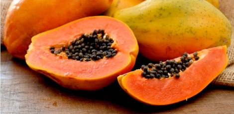 Eating papaya fruit in an empty stomach can lead to these issues, be careful!!