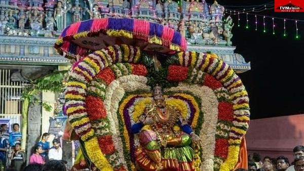 திருவண்ணாமலை அருள்மிகு அண்ணாமலையார் திருக்கோயிலில் தீபத் திருவிழாவை முன்னிட்டு ஸ்ரீ துர்க்கை அம்மன் திருவீதி உலா!