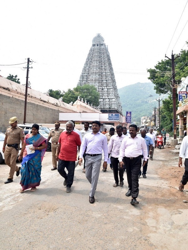 திருவண்ணாமலை அருள்மிகு அருணாசலேசுவரர் திருக்கோயில் தீபத்திருவிழா முன்னேற்பாடு பணிகள் குறித்து மாவட்ட ஆட்சியர் ஆய்வு!