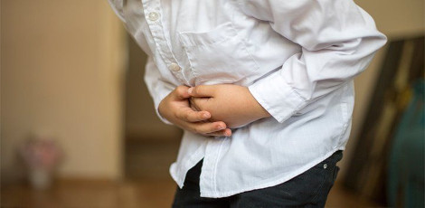 Parents must know about these early warning signs of appendicitis in their kids!!